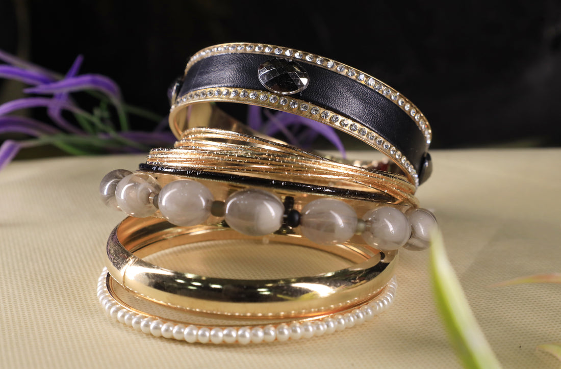 Golden Enchantment Bangle Set