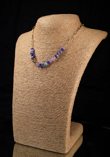 Elegant Vio Neckpiece