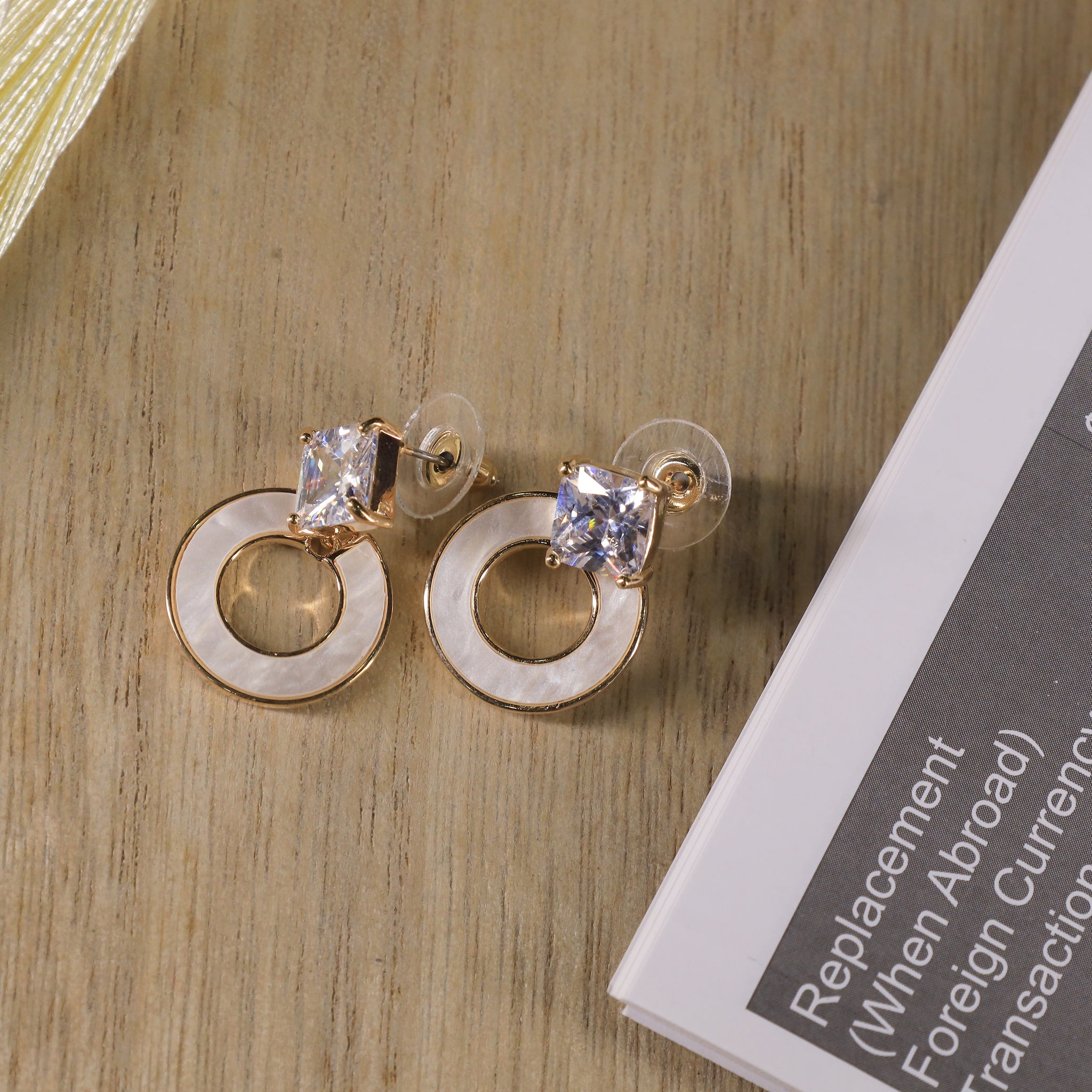 Crystal Halo Round Studs