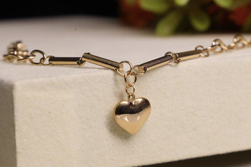 W Chain Bracelet - Heart Connect