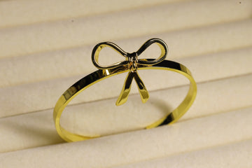 Infinity Knot Golden Kadda